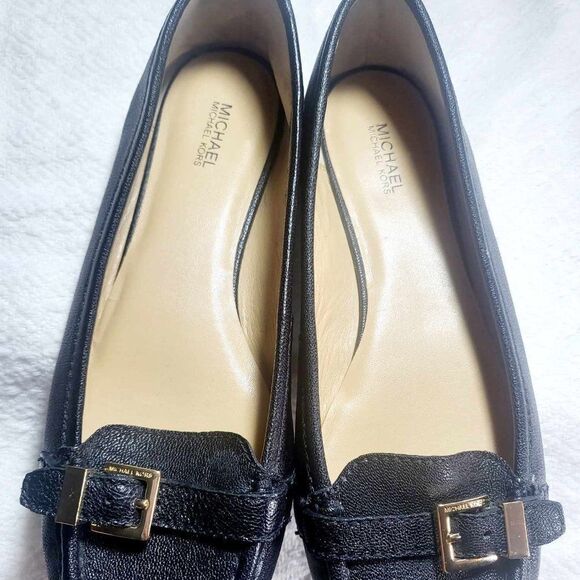 MICHAEL KORS BLACK LEATHER Flat shoes Size 10 New without tag - Picture 1 of 6